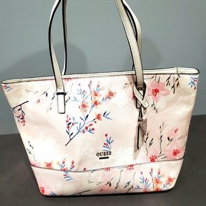 GUESS hand bag